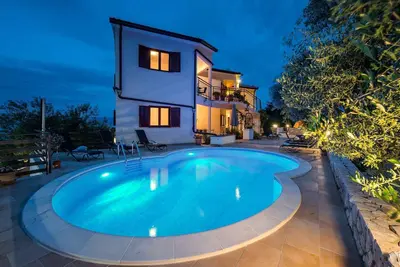 Image de Appartement de vacances avec vue mer et piscine