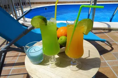 Image de Appartement de vacances Avec vue sur la mer et piscine