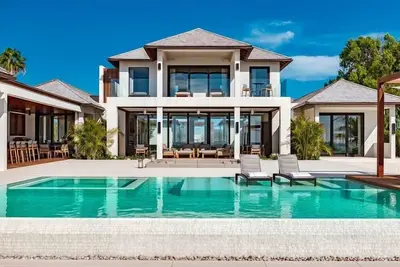 Image de Villa Vision Beach | Beach Front - Located in Stunning Leeward with Private Pool