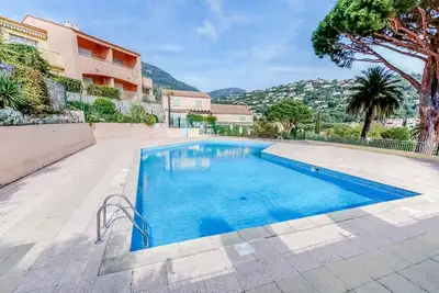 Image de Agréable appartement pour 4 personnes avec Wifi, piscine, Tv, terrasse et parking