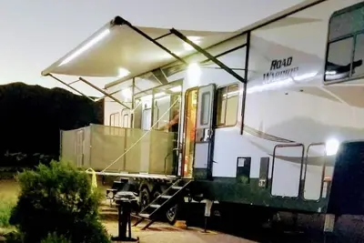 Image de Fifth wheel/Toy hauler
