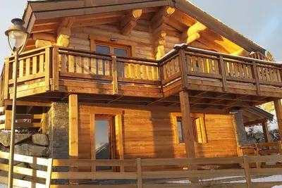 Image de Magnifique Chalet en Fuste Flocons 10 personnes classé 3*