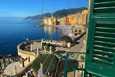 Image de La Priaguea - Front beach with balcony