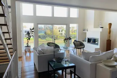 Image de Summer Sanctuary at the Beach: \nSpecial Discount now through 7/18/25