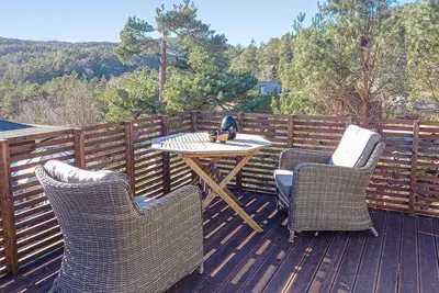 Image de Belle maison à Mandal avec WiFi