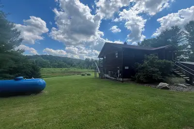 Image de Two cabin property! Great for Groups! Amazing views and sunsets!