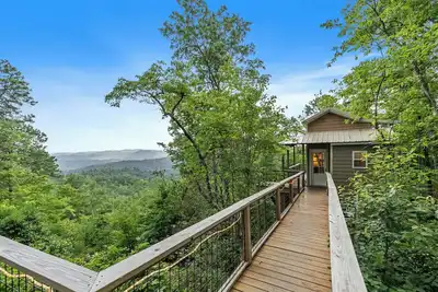 Image de Pisgah Paradise-Privacy, Hot Tub, and Views!