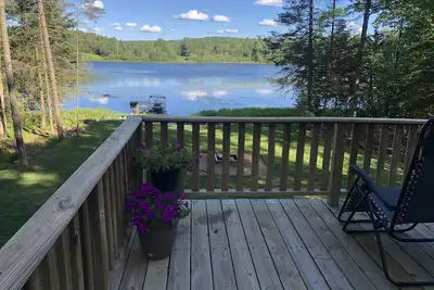 Image de Relaxing Lake Home that is certain to create smiles and memories for all ages!
