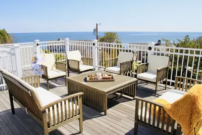Image de Coastal Cottage w/ Roof Deck Ocean Views - York, Me 4 Beds, 3 Baths, Sleeps 9