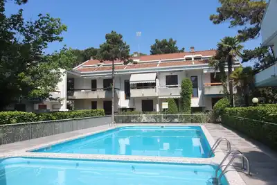 Image de Appartement de vacances Lignano Sabbiadoro pour 1 - 5 personnes avec 2 chambres Ă coucher - Maison m