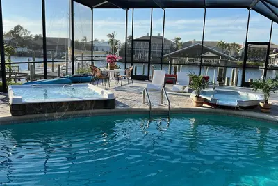 Image de Playa Blanca Waterfront Resort with Pool&Spa, Dock, Kayaks, Sand, Pets Welcome! \n