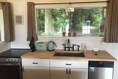 Cozy Cottage on a Lake!