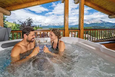 Image de Luxueux appartement \"Schlern\" avec vue sur les montagnes, jacuzzi privé, sauna finlandais et hammam privés, connexion Wi-Fi, terrasse et balcon ; parking disponible