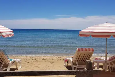 Image de Appartement T3 climatisé avec jardin et terrasse à 200m de la plage de Cavalaire