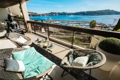Image de Vue du Cap : magnifique appartement 2 chambres avec vue Mer et piscine