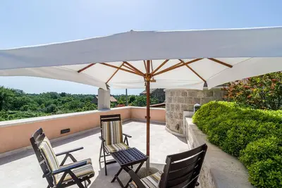 Image de Studio Antica, apartment with a private swimming pool
