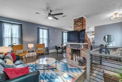 Image de Spacious & Elegant - Huge apt close to 3 breweries