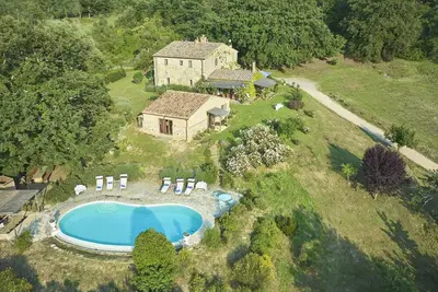 I Caprioli and La Ginestrella in Tuscany country