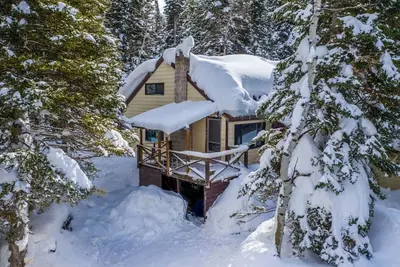 Image de Rustic & Peaceful Silver Fork Mountain Retreat