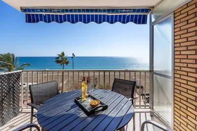 Image de Maritimo Fuengirola - Beach apartment first line