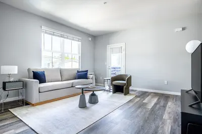 Image de Modern Santa Clara 3br w/ Gym, Pool, W/D, near highways, by Blueground