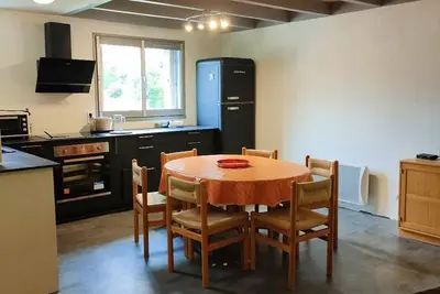 Image de Appartement Duplex Calme 6 pers, Terrasse, Parking Privé, 500m du Centre