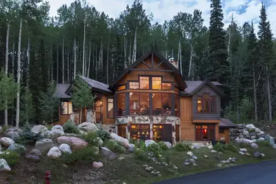 Image de Lakefront Custom Home Across from Purgatory - Pool Table/Hot Tub/Shuttle