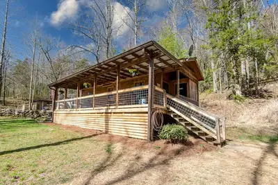 Image de Hollow Hideaway - Minutes to Dupont State Forest!