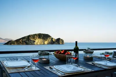 Image de 'Villa With Private Pool - Sea View - For 2 Adults + 2 Young Children'