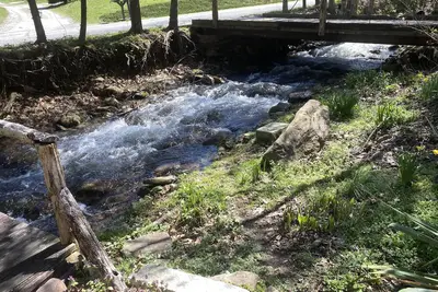 Image de Cruso Creek Villa 2 – Creekside Mountain Retreat with Hot Tub & Views