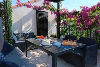 Image de Holiday Home By The Sea (Nina & Kate) - Two Bedroom Holiday Home with Terrace