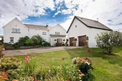 Image de 1-Bed Cottage on Coastal Pathway in South Wales