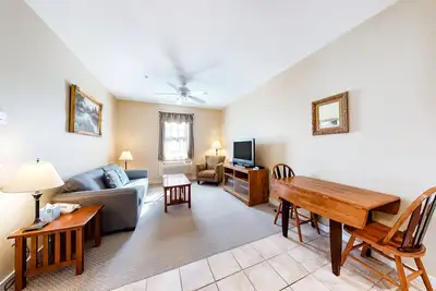 Image de Lovely downtown Northeast Harbor suite near the water and near Acadia