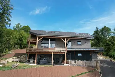 Image de Chalet d'Exception Grand Standing 2Ă 15p. Jacuzzi. Sauna 5ch. & sdb. Salle de Jeux