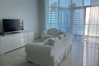 Image de Palm Jumeirah Full Seaview with private beach and pool