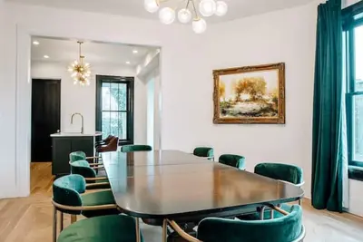 Image de 519 Townhome · ✧ Downtown Knoxville Townhome ✧ 45min to Smokies