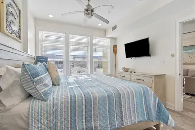 Image de Beautiful 2 Bedroom Penthouse at the Residences