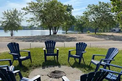 Image de Waterfront at Sherkston Shores!