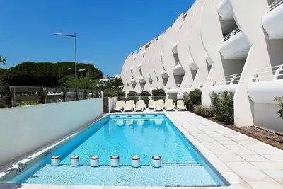 Image de Appartement Equipé | Accès Piscine Saisonnière