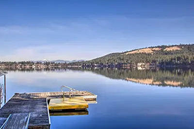 Image de Luxurious Liberty Lake Hideaway w/ Hot Tub!