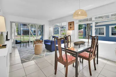 Image de Enjoy our 2 bedroom, 2 bath ground floor apartment in West Boca Raton