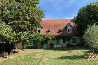 Image de Pour des séjours en toute quiétude\nGîte Beaumont sur Dême 8 personnes