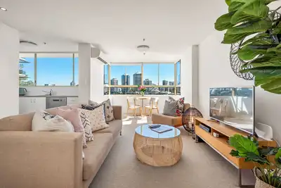 Image de Fab! ~ Skyline City, Water + Story Bridge Views