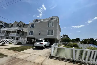 Image de Big, Beautiful Beachfront! Sleeps 10 Northern end of Sea Isle