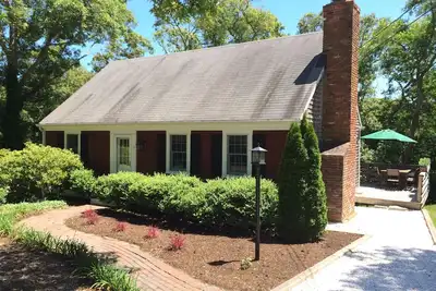 Image de Updated Vacation Home Close to Town and Beaches (2221)
