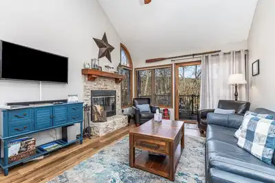 Image de Creekwood Haven ~ Summer Escape! Coffee Bar, Pools, Trails & Golf Views!