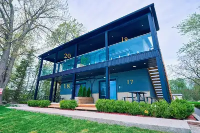 Image de Cottage 19: Upper-Level Beachfront Unit in 4-Plex