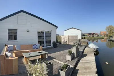 Image de Maison de vacances Wervershoof pour 1 - 5 personnes avec 2 chambres à coucher - Maison de vacances