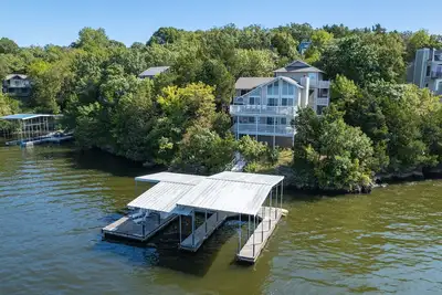 Image de Margaritaville Huge 5 Bedroom/2 Boat slips Sleeps 14