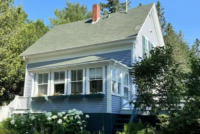 Image de Somes Harbor ~ Charming home close to Acadia National Park